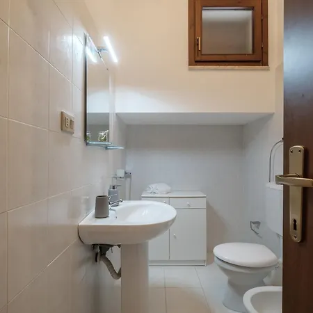 Panoramic View - Moderno Con Terrazza E Wi-fi * 维拉西米乌斯