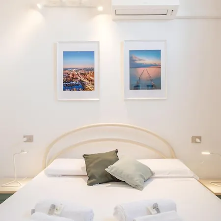 Panoramic View - Moderno Con Terrazza E Wi-fi * 维拉西米乌斯