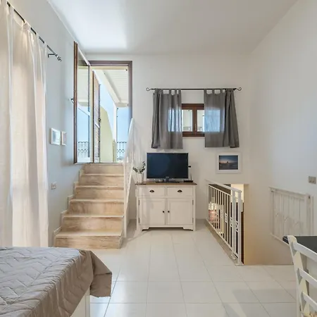 Panoramic View - Moderno Con Terrazza E Wi-fi 公寓 维拉西米乌斯