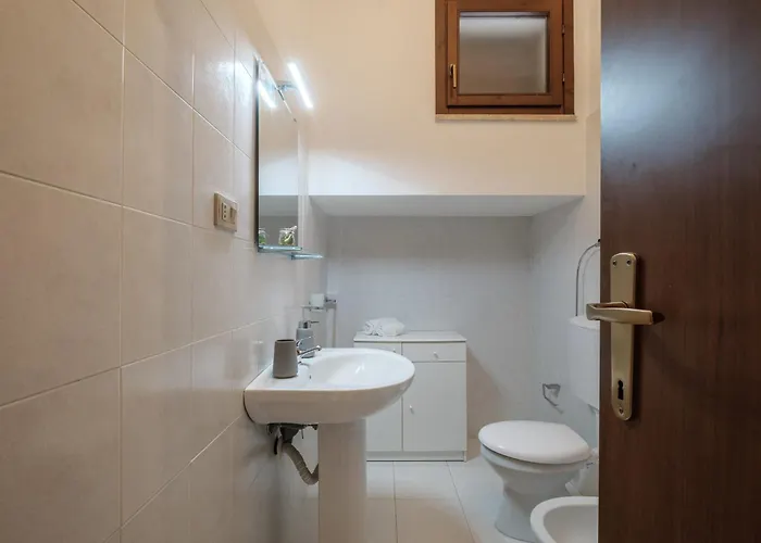 Panoramic View - Moderno Con Terrazza E Wi-fi * Віллазімьюс