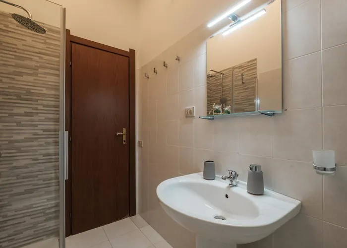 Panoramic View - Moderno Con Terrazza E Wi-fi Апартаменти